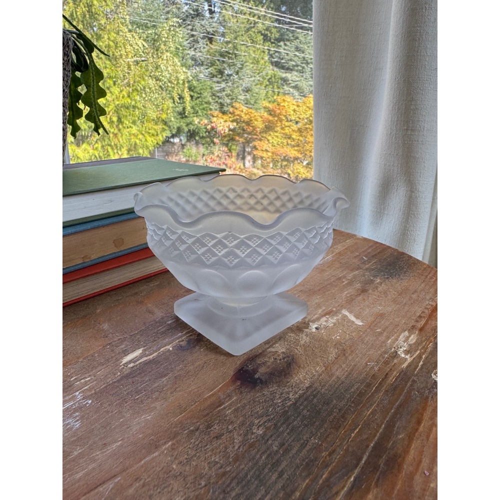 Vintage Westmoreland Wakefield ?Frosted Satin Glass Fairy Lamp BASE ONLY 4.5"